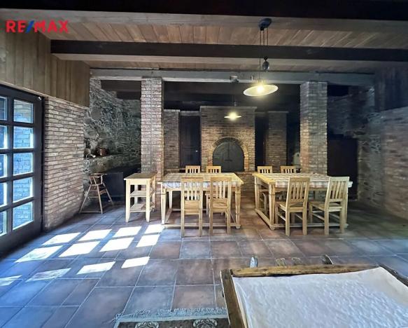 Prodej ubytování, Holetín, 800 m2