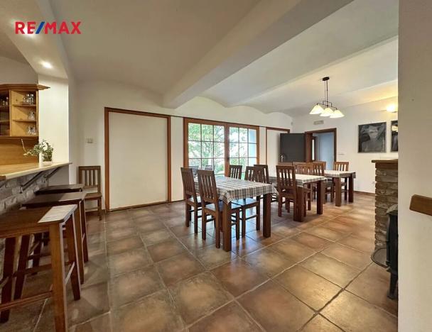 Prodej rodinného domu, Holetín, 800 m2