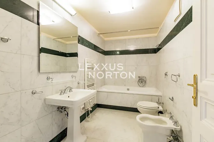 Pronájem bytu 5+1, Praha - Malá Strana, Újezd, 286 m2