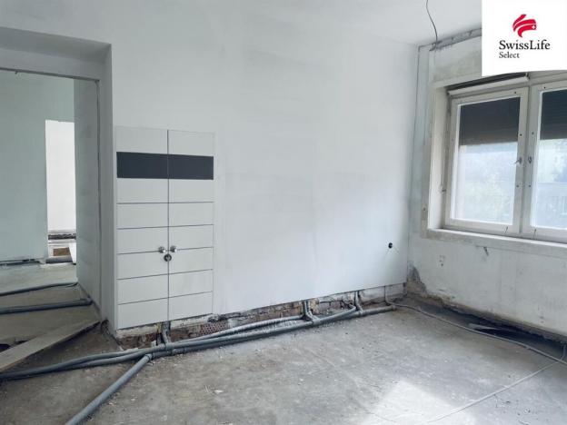 Prodej výrobních prostor, Úpice, Bezručova, 859 m2