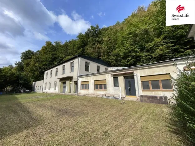 Prodej výrobních prostor, Úpice, Bezručova, 859 m2