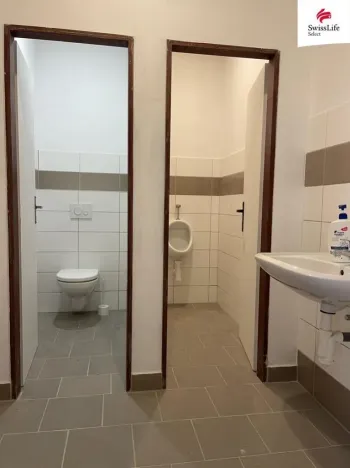 Prodej výrobních prostor, Úpice, Bezručova, 859 m2