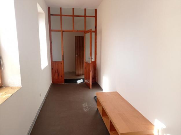 Prodej komerční nemovitosti, Drnholec, Polní, 830 m2