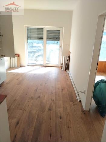 Pronájem bytu 2+kk, Valašské Meziříčí, Vsetínská, 41 m2