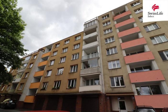 Prodej bytu 3+1, Karlovy Vary, Gagarinova, 82 m2