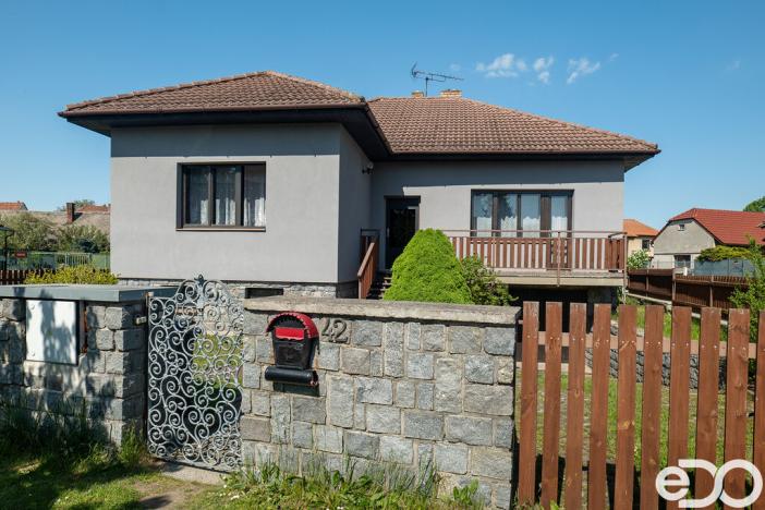 Prodej rodinného domu, Tři Dvory, 76 m2