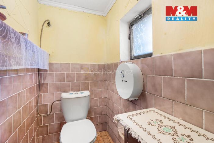 Prodej rodinného domu, Spomyšl, 350 m2