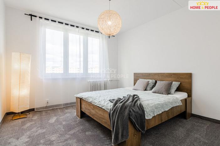 Prodej bytu 3+1, Karlovy Vary - Stará Role, Okružní, 65 m2