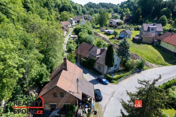 Prodej rodinného domu, Chleny, 239 m2