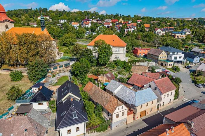 Prodej rodinného domu, Dobrovice, 9. května, 100 m2