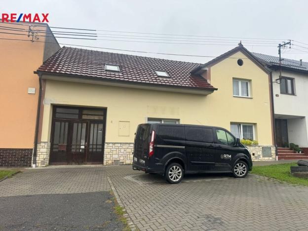Prodej rodinného domu, Roštění, 450 m2