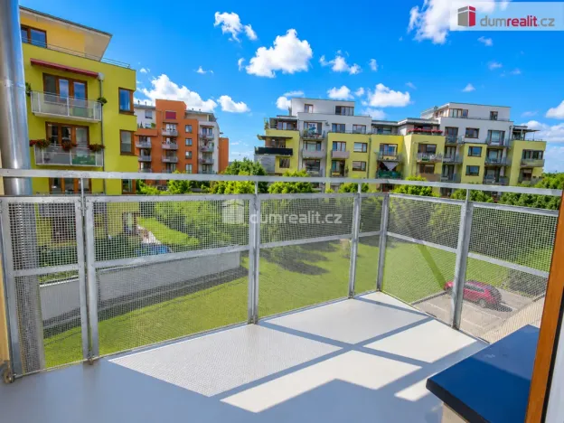 Pronájem bytu 2+kk, Praha - Čakovice, Bermanova, 55 m2