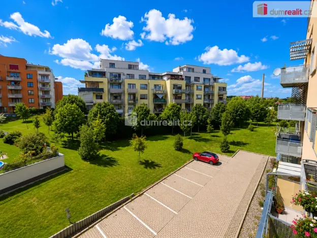 Pronájem bytu 2+kk, Praha - Čakovice, Bermanova, 55 m2