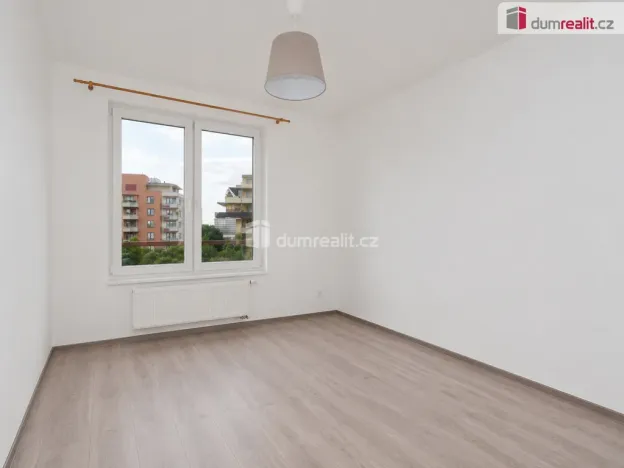 Pronájem bytu 2+kk, Praha - Čakovice, Bermanova, 55 m2