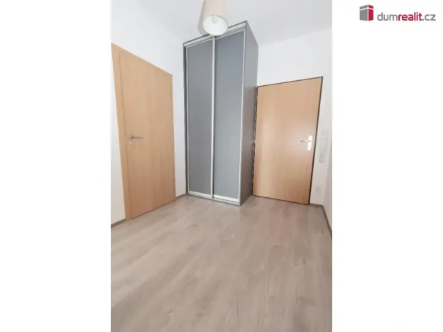 Pronájem bytu 2+kk, Praha - Čakovice, Bermanova, 55 m2