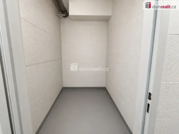 Pronájem bytu 2+kk, Praha - Čakovice, Bermanova, 55 m2
