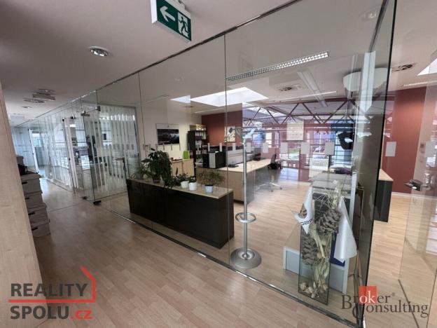 Pronájem kanceláře, Hradec Králové - Pražské Předměstí, Na Okrouhlíku, 22 m2