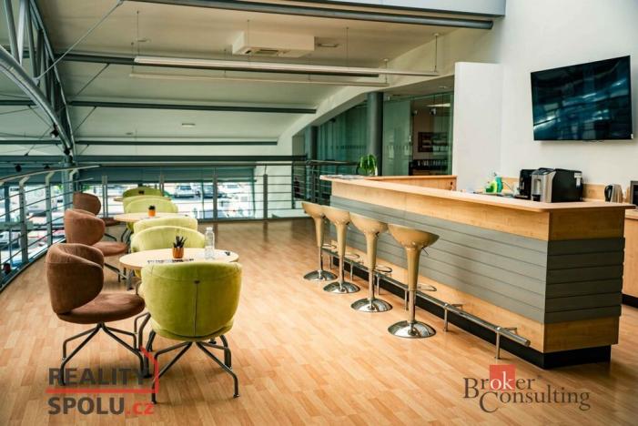 Pronájem kanceláře, Hradec Králové - Pražské Předměstí, Na Okrouhlíku, 13 m2