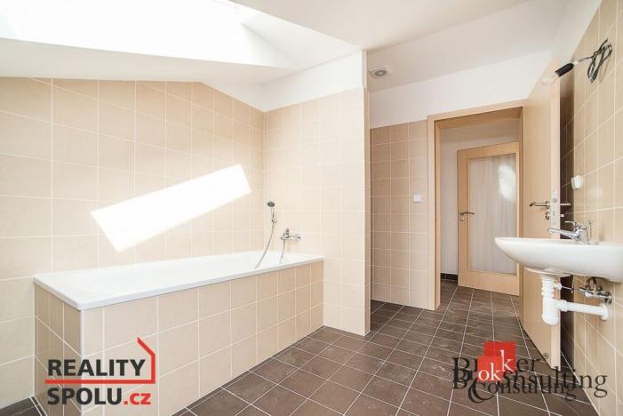 Pronájem bytu 2+kk, Kladno - Kročehlavy, Generála Selnera, 80 m2