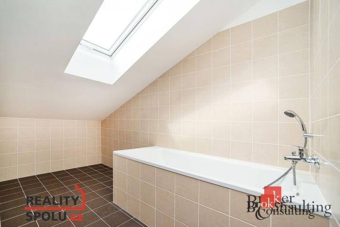 Pronájem bytu 2+kk, Kladno - Kročehlavy, Generála Selnera, 80 m2