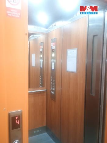 Pronájem bytu 1+1, Děčín - Děčín IX-Bynov, Pod Vrchem, 34 m2