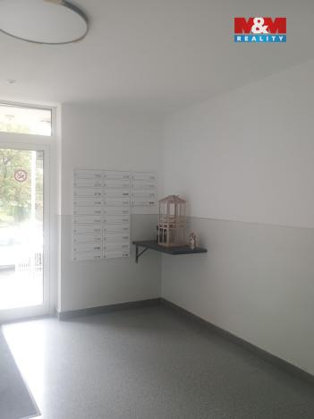 Pronájem bytu 1+1, Děčín - Děčín IX-Bynov, Pod Vrchem, 34 m2