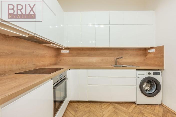 Pronájem bytu 2+1, Praha - Smíchov, Štefánikova, 67 m2
