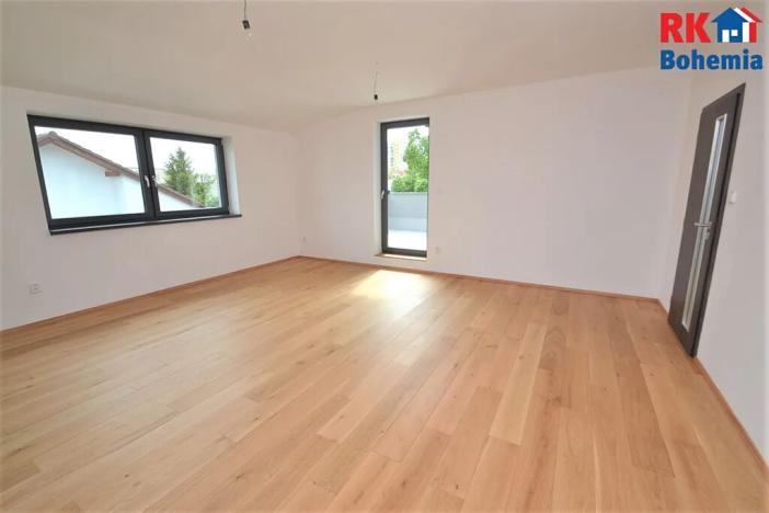 Prodej bytu 3+kk, Praha - Lhotka, Slepá I, 74 m2