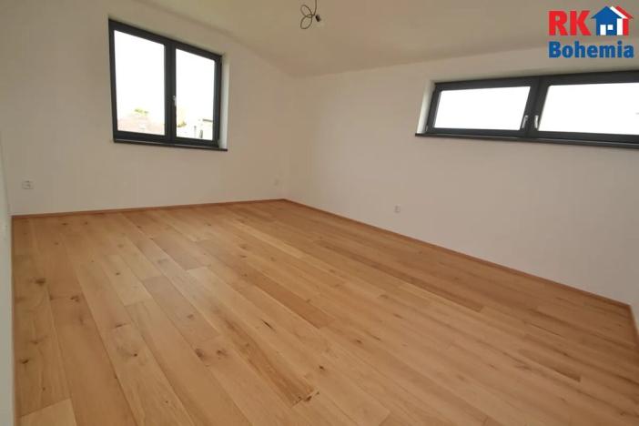 Prodej bytu 3+kk, Praha - Lhotka, Slepá I, 74 m2