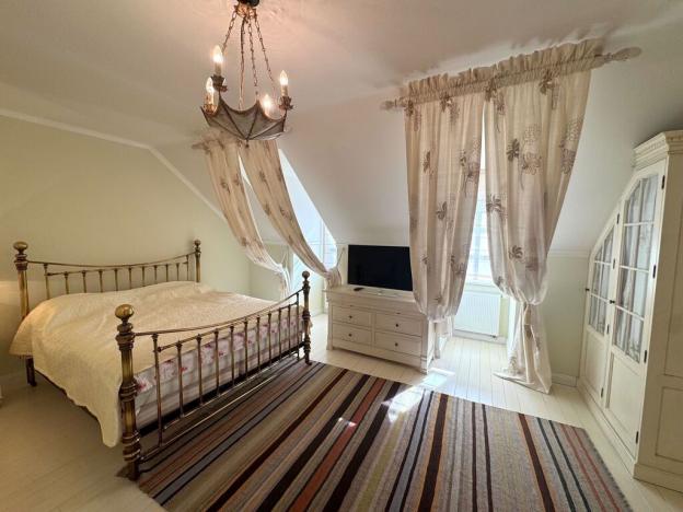 Prodej bytu 4+1, Karlovy Vary, Mariánskolázeňská, 130 m2