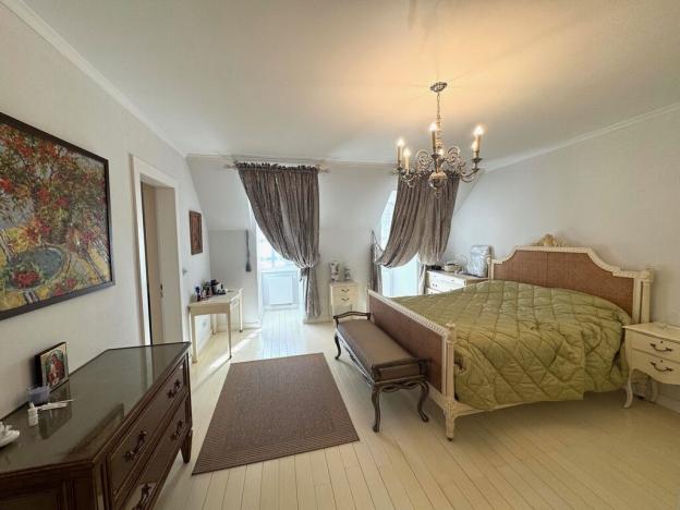 Prodej bytu 4+1, Karlovy Vary, Mariánskolázeňská, 130 m2