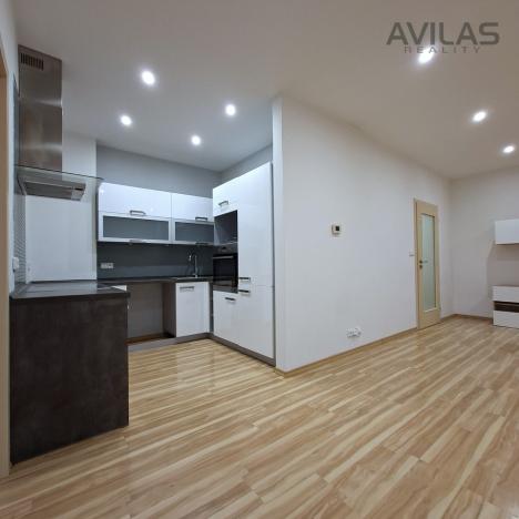 Pronájem bytu 3+kk, Neveklov, náměstí Jana Heřmana, 68 m2