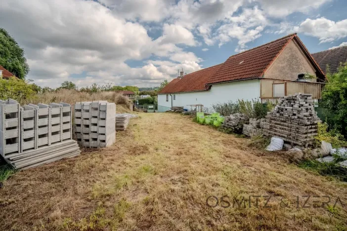 Prodej pozemku pro bydlení, Milínov, 712 m2