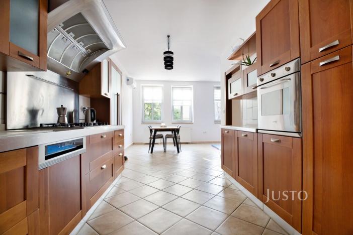 Prodej činžovního domu, Ústí nad Labem - Ústí nad Labem-centrum, Králova výšina, 300 m2