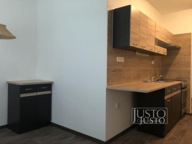 Pronájem bytu 2+1, Děčín - Děčín I-Děčín, Pohraniční, 60 m2