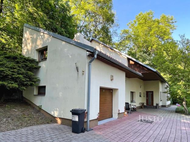 Prodej kanceláře, Praha, Nad konečnou, 250 m2