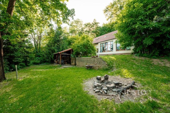 Prodej kanceláře, Praha, Nad konečnou, 250 m2