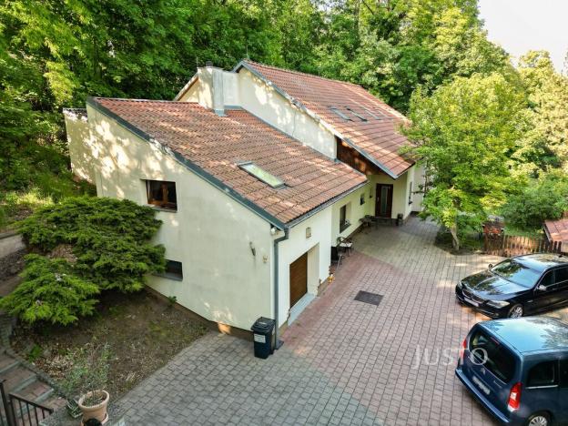 Prodej kanceláře, Praha, Nad konečnou, 250 m2