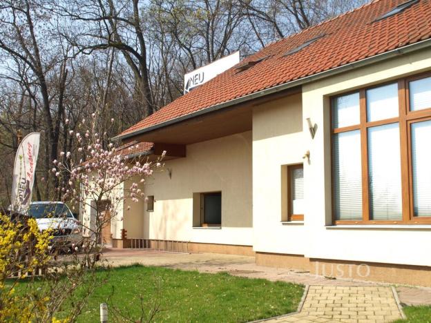 Prodej rodinného domu, Praha, Nad konečnou, 250 m2