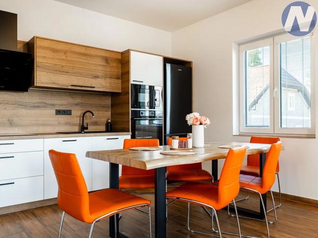 Prodej rodinného domu, Horní Planá, 196 m2