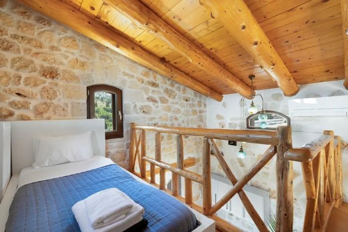 Prodej rodinného domu, Acquaro, Itálie, Via Melidonio, 99 m2