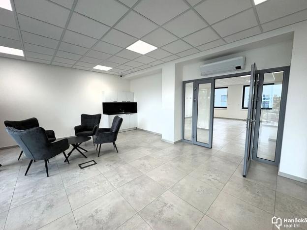 Pronájem kanceláře, Olomouc, Na zákopě, 43 m2