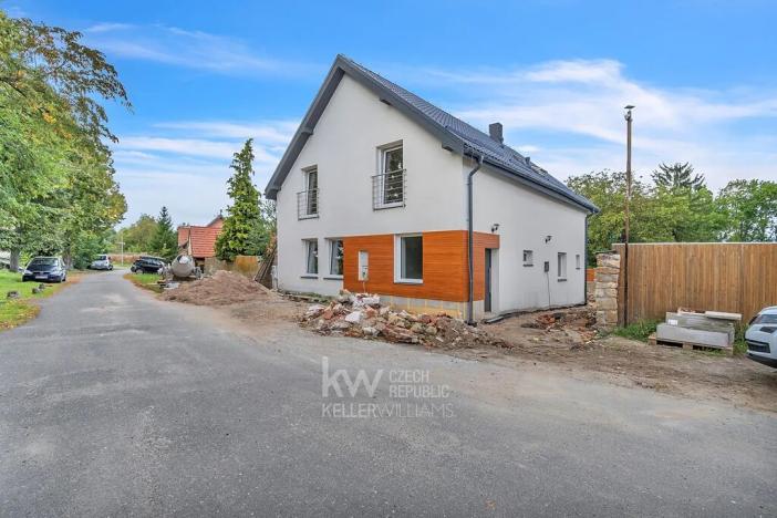 Prodej rodinného domu, Vykáň, 214 m2