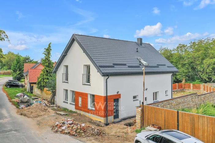 Prodej rodinného domu, Vykáň, 214 m2