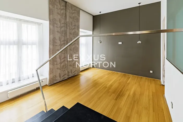 Pronájem bytu 4+kk, Praha - Nové Město, Senovážné náměstí, 135 m2