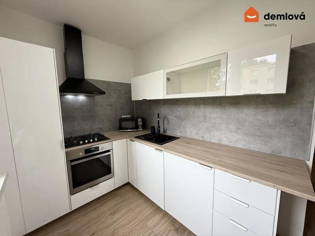 Pronájem bytu 2+1, Karviná, Tyršova, 59 m2