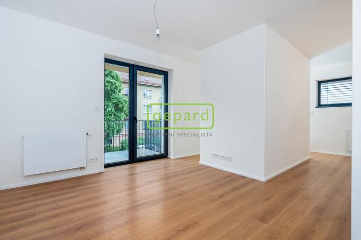 Pronájem bytu 2+kk, Praha, Pakoměřická, 40 m2