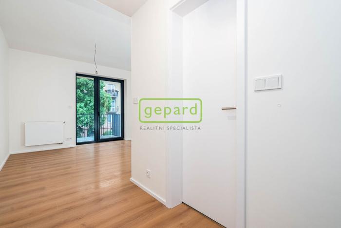 Pronájem bytu 2+kk, Praha, Pakoměřická, 40 m2