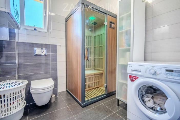 Prodej rodinného domu, Přezletice, 218 m2