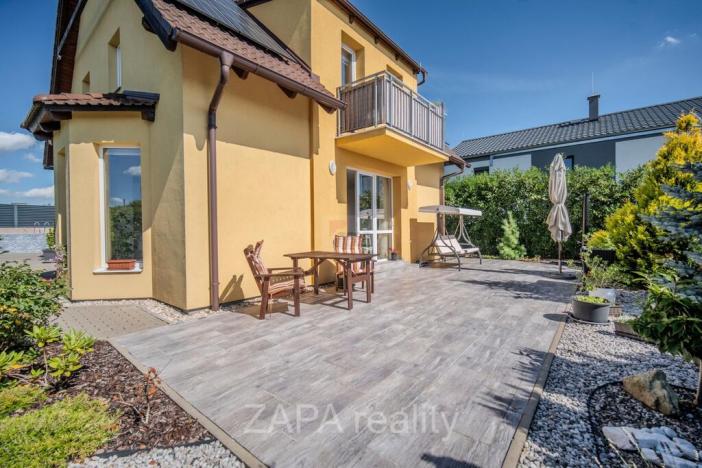 Prodej rodinného domu, Přezletice, 218 m2